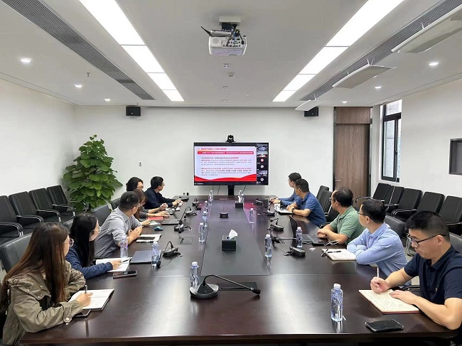 集團(tuán)黨委副書(shū)記、總經(jīng)理熊柏青在有研廣東院宣講黨的二十大精神