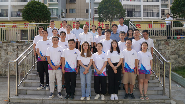 有研集團黨委副書記、總經理熊柏青一行赴思南調研定點幫扶工作