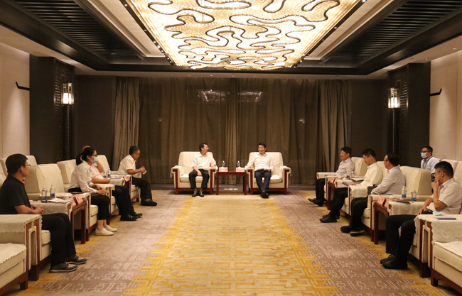 有研集團(tuán)黨委書(shū)記、董事長(zhǎng)趙曉晨拜訪(fǎng)安徽省委常委、副省長(zhǎng)張紅文