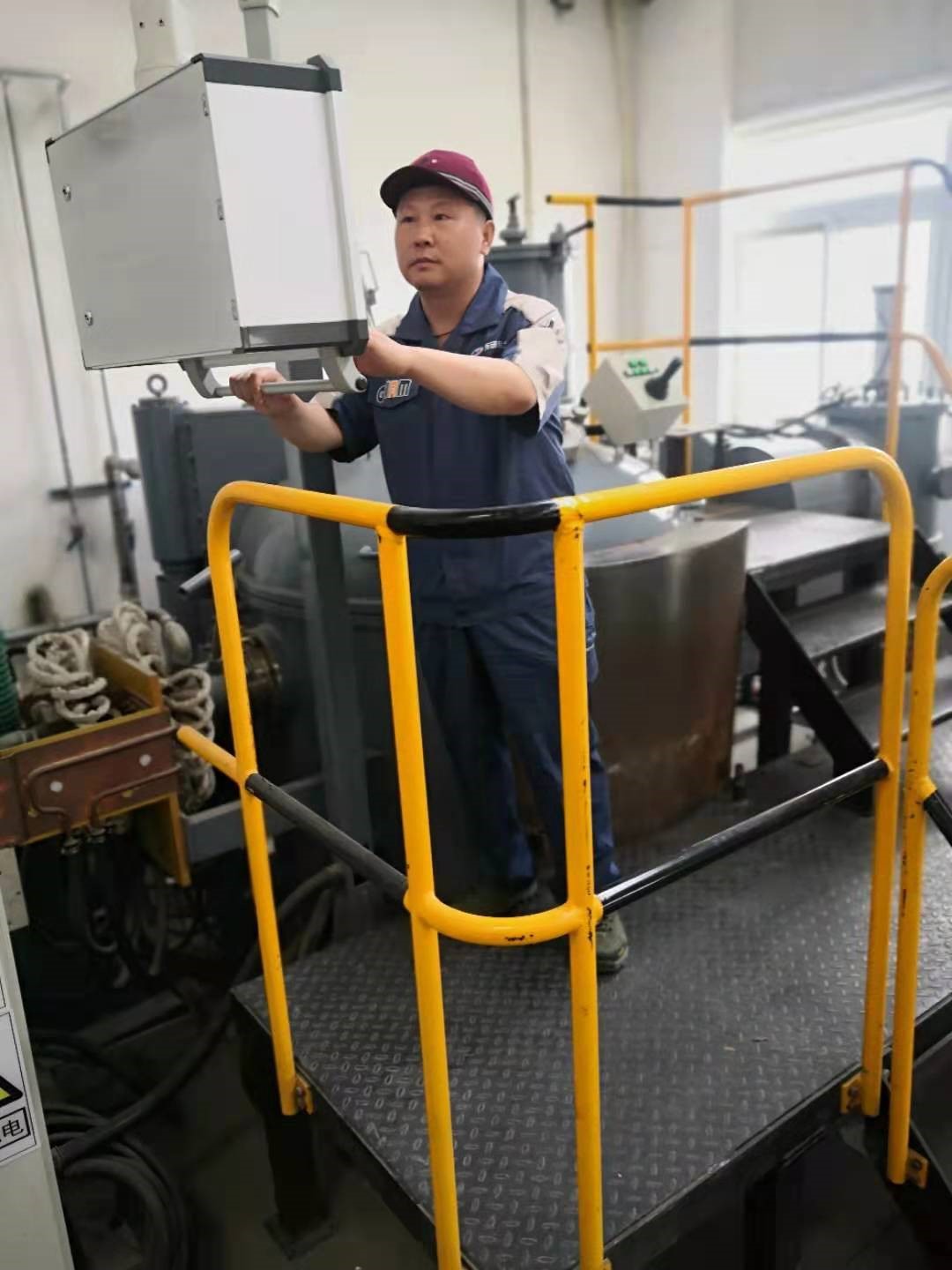 中國有研技能人才隊伍建設(shè)喜報頻傳！有研稀土張艷嶺入選第二批中央企業(yè)“大國工匠”培養(yǎng)支持計劃 有研硅魯強(qiáng)獲“全國技術(shù)能手”稱號