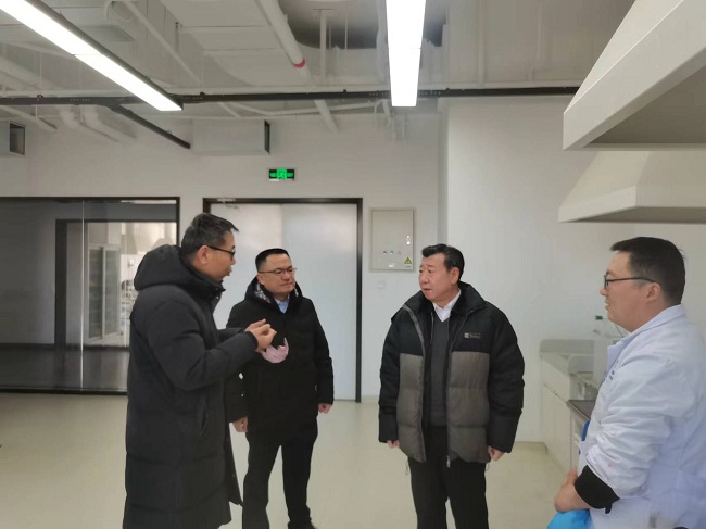 黨委委員、副總經(jīng)理王臣帶隊赴懷柔科創(chuàng)園慰問春節(jié)期間堅守崗位職工