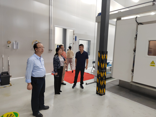中國工程院院士、中國有研首席科學家黃小衛(wèi)到有研廣東院調研