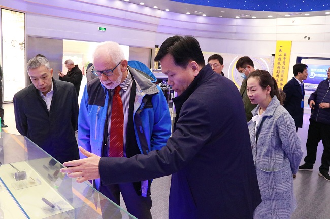 中國工程院外籍院士Michael Hood來訪中國有研