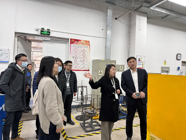 中國有研黨委副書記王興權到有研醫(yī)療調研指導