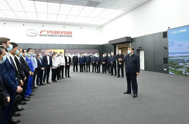 習(xí)近平在廣州市考察調(diào)研 中國(guó)有研副總經(jīng)理、有研廣東院院長(zhǎng)毛昌輝參加現(xiàn)場(chǎng)交流