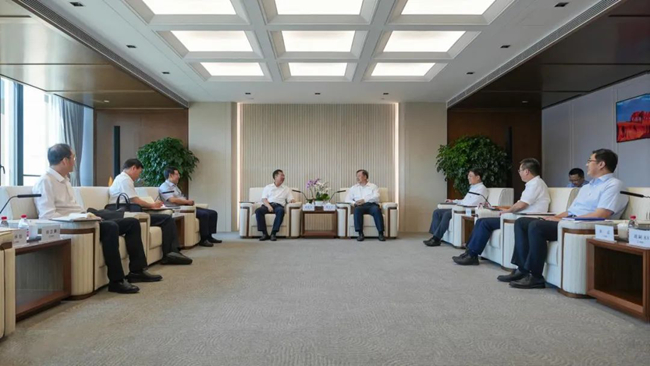 中國有研黨委書記、董事長趙曉晨拜訪中國誠通黨委書記、董事長奚正平